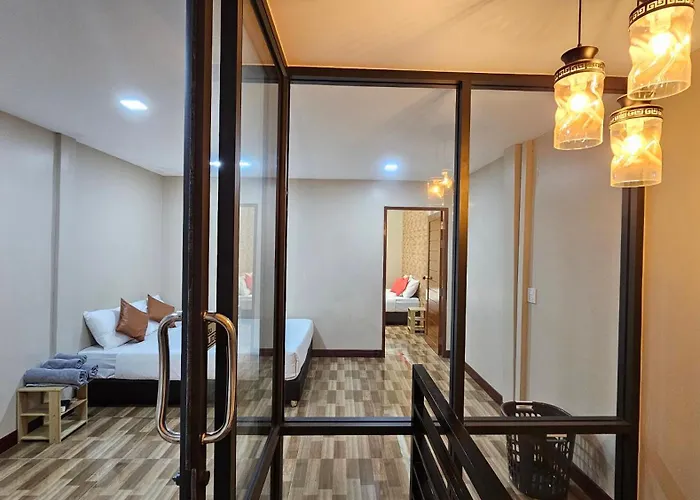 Vakantiehuis New! Kg 3 Bedrooms/ Free Wi-fi Bangkok
